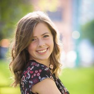 Meet your Posher, Claire